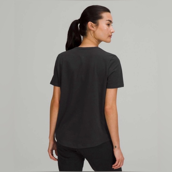 ✨LIKE NEW✨ Lululemon Love Crew Pima Cotton Short Sleeve T-Shirt Black SOFT Yoga - Picture 5 of 8